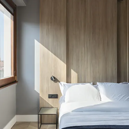 Center Duomo Hotel