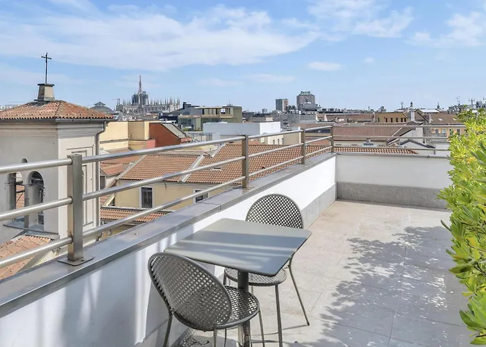 Center Duomo 3* Milão