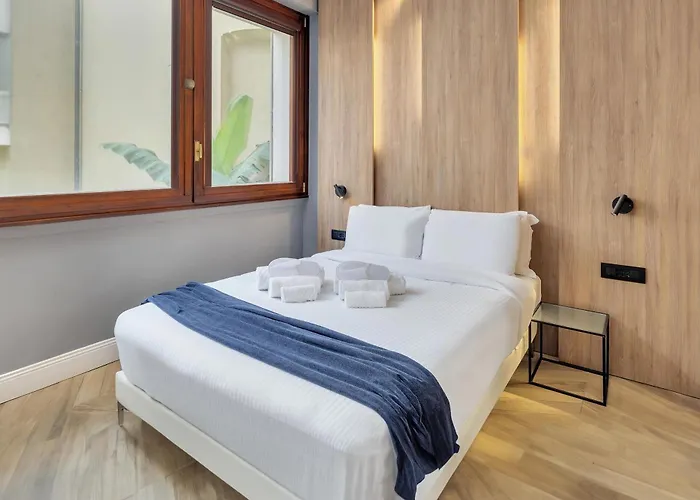 Center Duomo 3* Milão